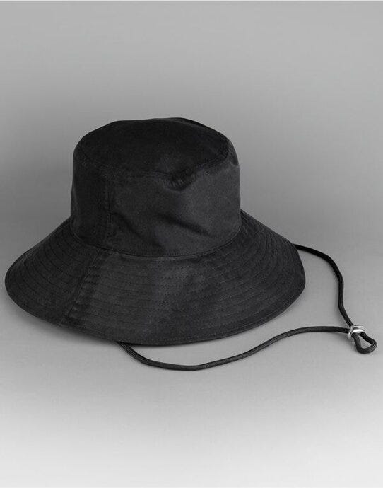variant-colour: Black