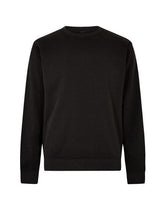 variant-colour: Black