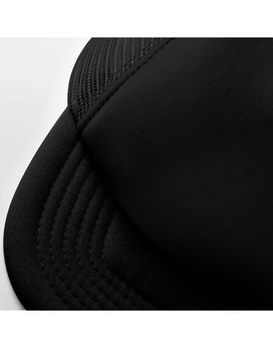 variant-colour: Black/Black