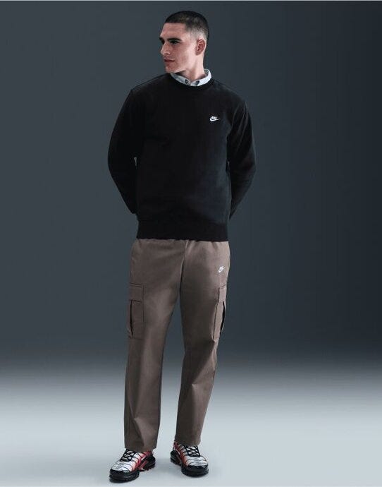 variant-colour: Black/White